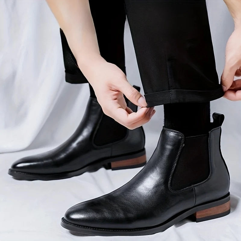 Men's brown refined Pointed-Toe Chelsea Boots with Elastic Panels
