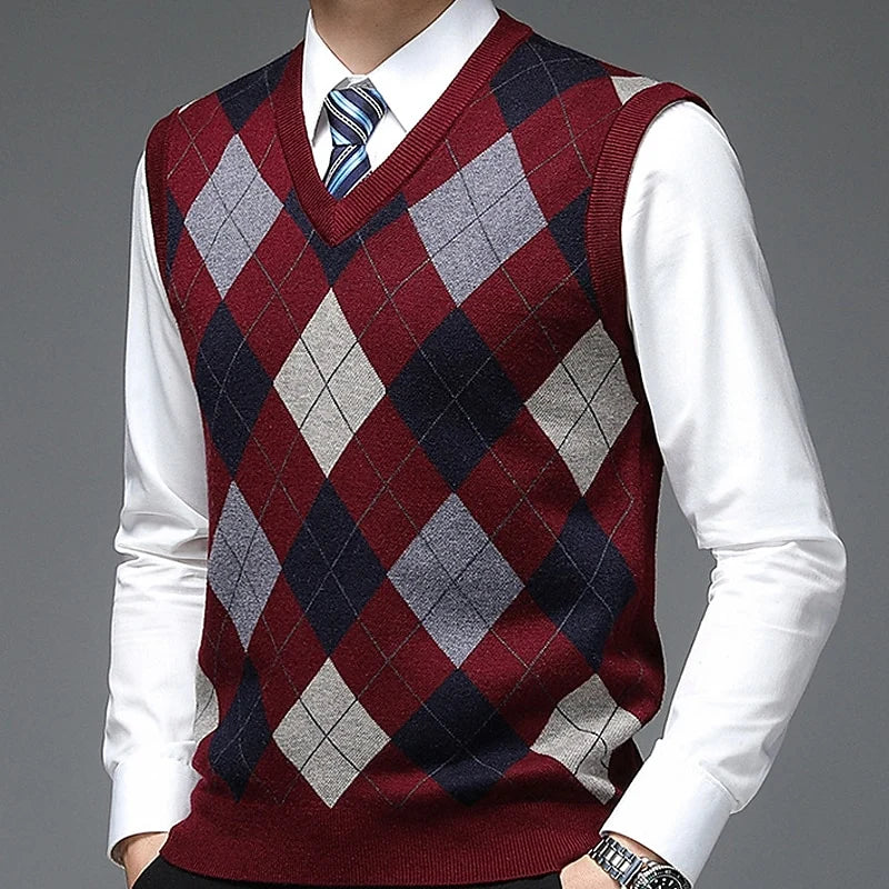 Men's camel classic Argyle V-Neck Pullover Sweater Vest
