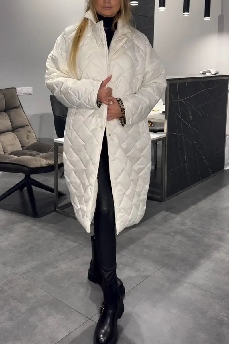 Women's white reversible quilted coat