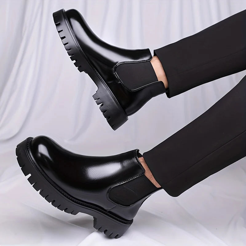 Men's black rugged Chelsea Boots with Chunky Lug Sole for Winter