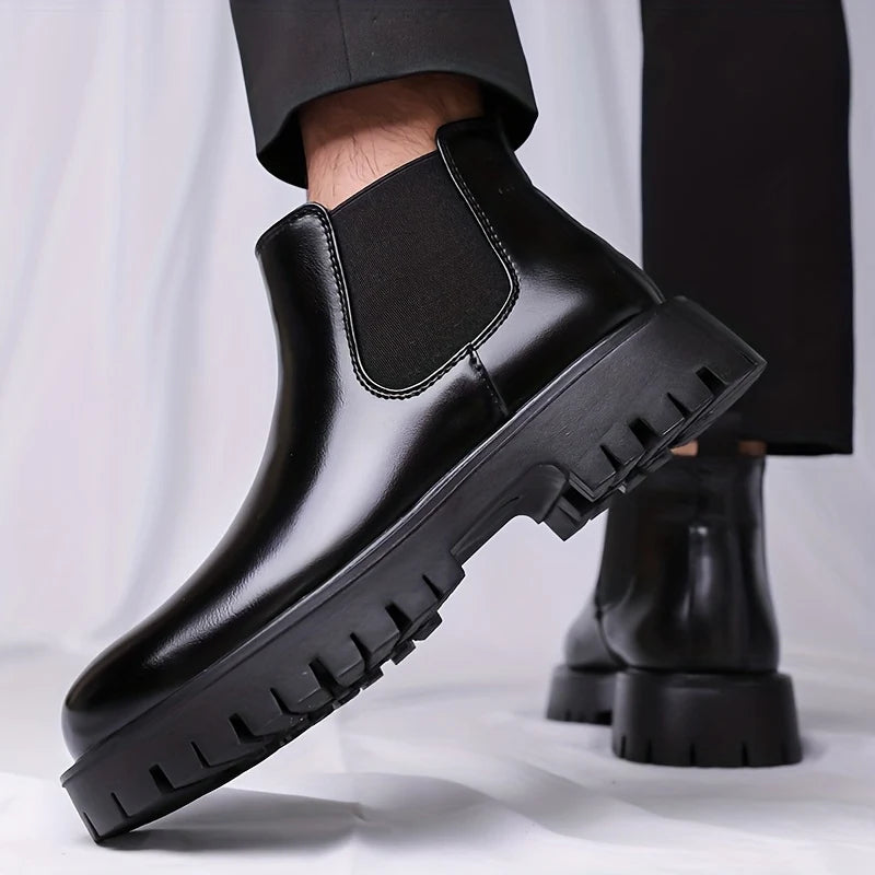 Men's black rugged Chelsea Boots with Chunky Lug Sole for Winter