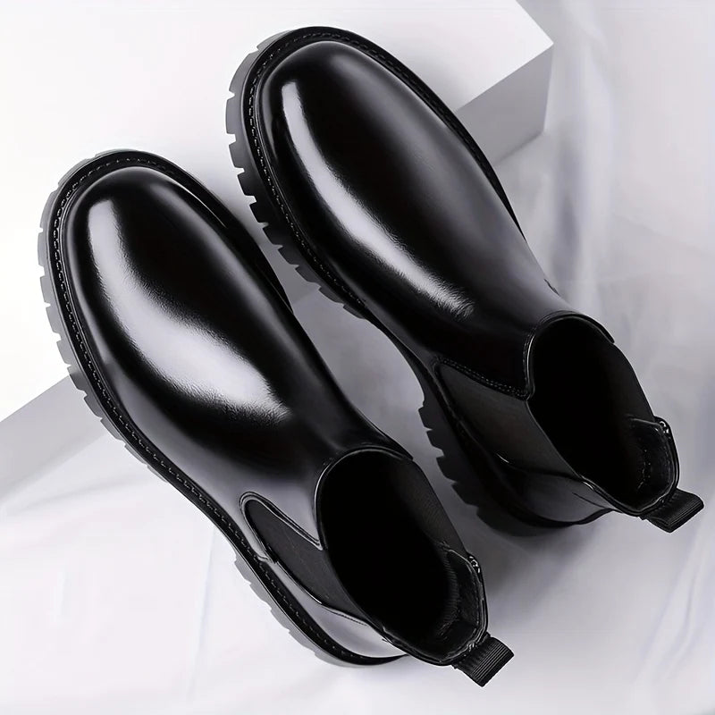 Men's black rugged Chelsea Boots with Chunky Lug Sole for Winter