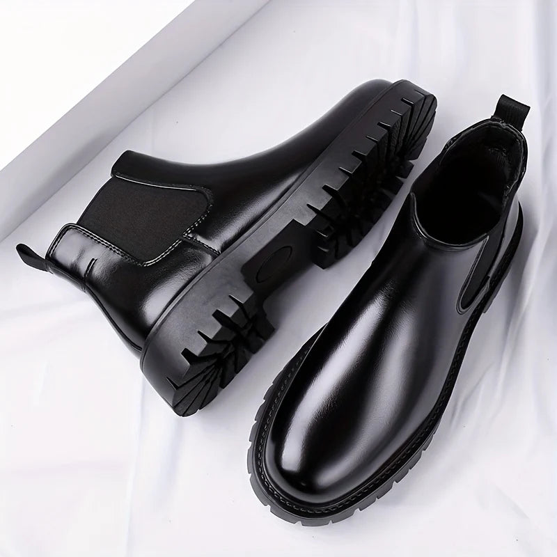 Men's black rugged Chelsea Boots with Chunky Lug Sole for Winter