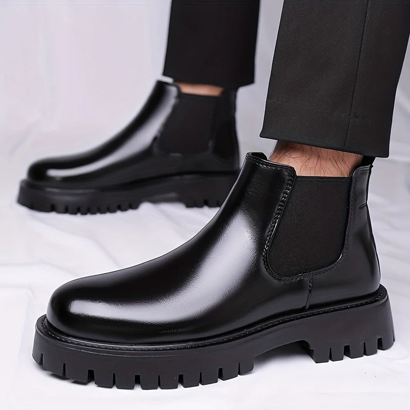 Men's black rugged Chelsea Boots with Chunky Lug Sole for Winter