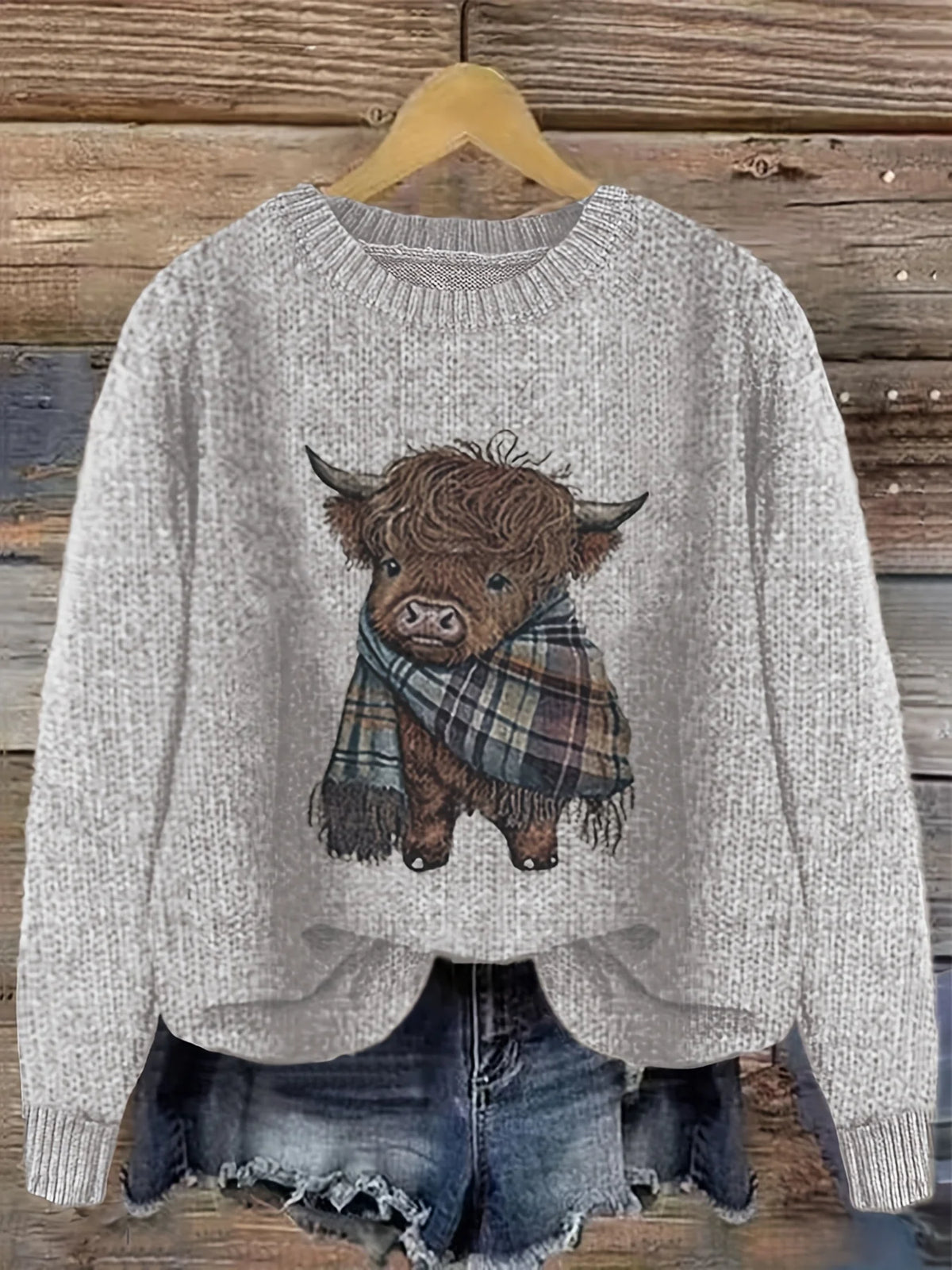 Women's apricot cozy chunky-knit crewneck sweater for winter