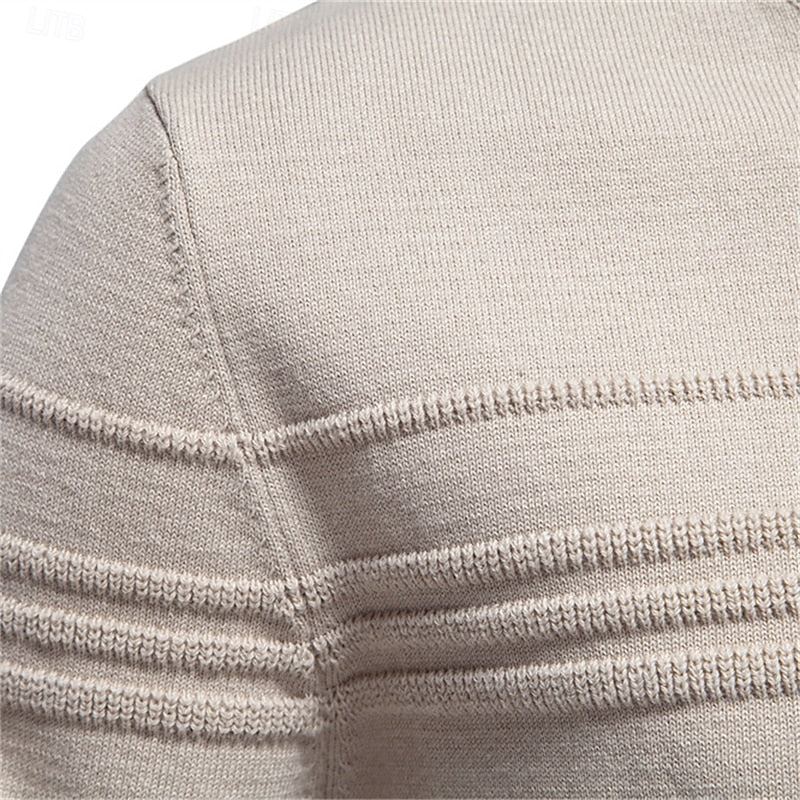 Men's beige crewneck sweater, close-up of ribbed shoulder knit