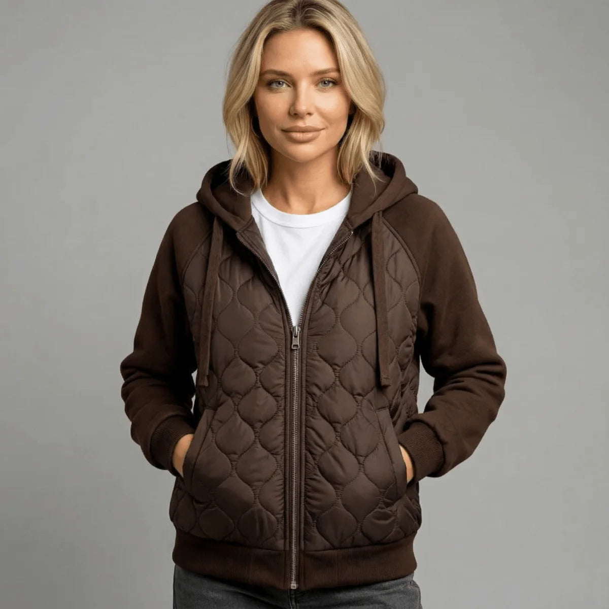 Women's quilted hooded jacket