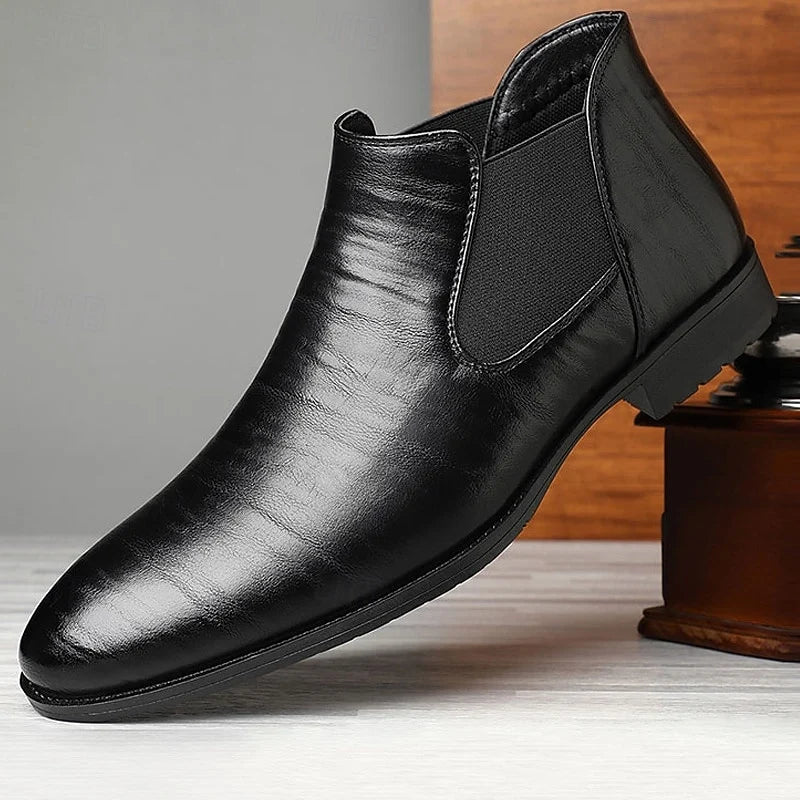 Men's black slip-On Chelsea Boots with Glossy Finish, Classic Style