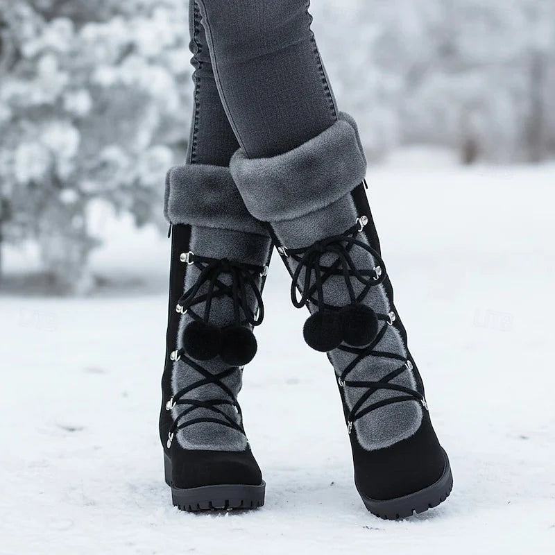 Women's beige cozy lace-up winter boots, with eyelet lacing