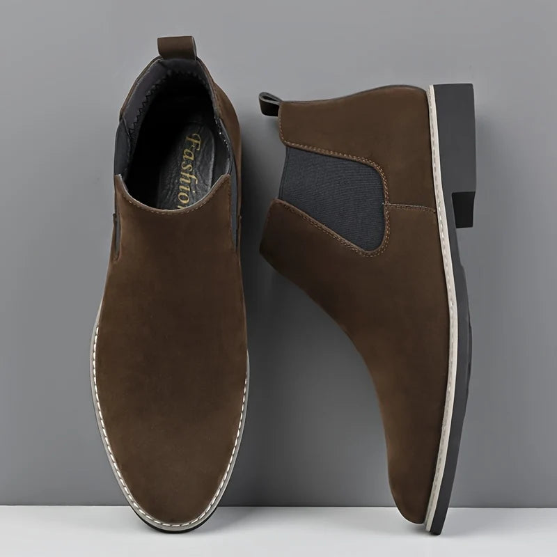 Men's black refined dress chelsea boots, with elastic side gussets