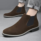 Men's black refined dress chelsea boots, with elastic side gussets