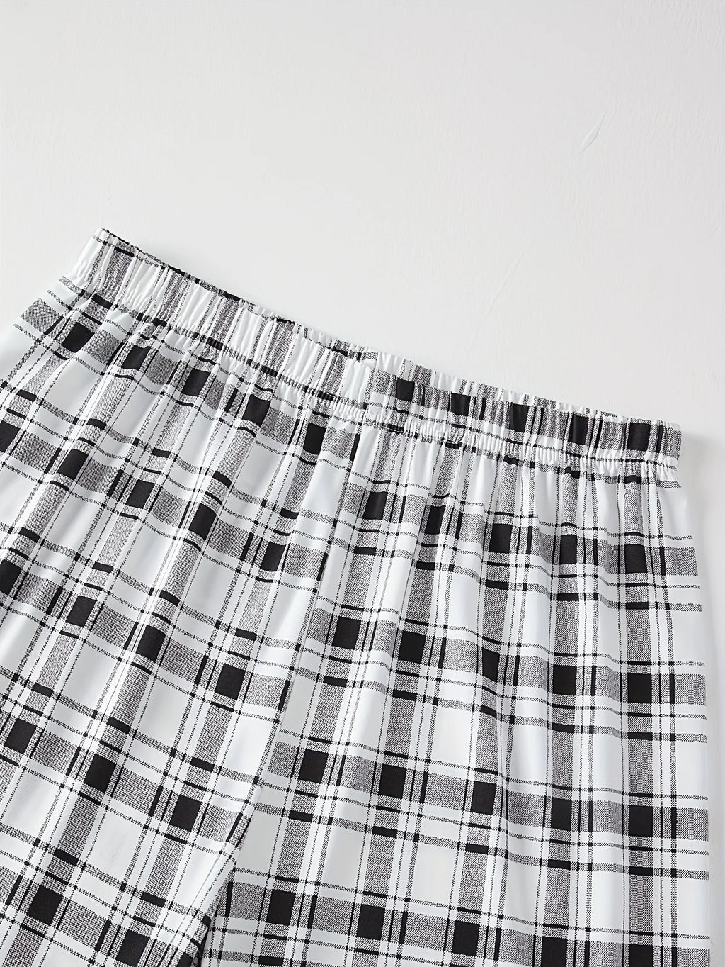 Men's light grey relaxed Checkered Two-Piece Loungewear Set for Winter