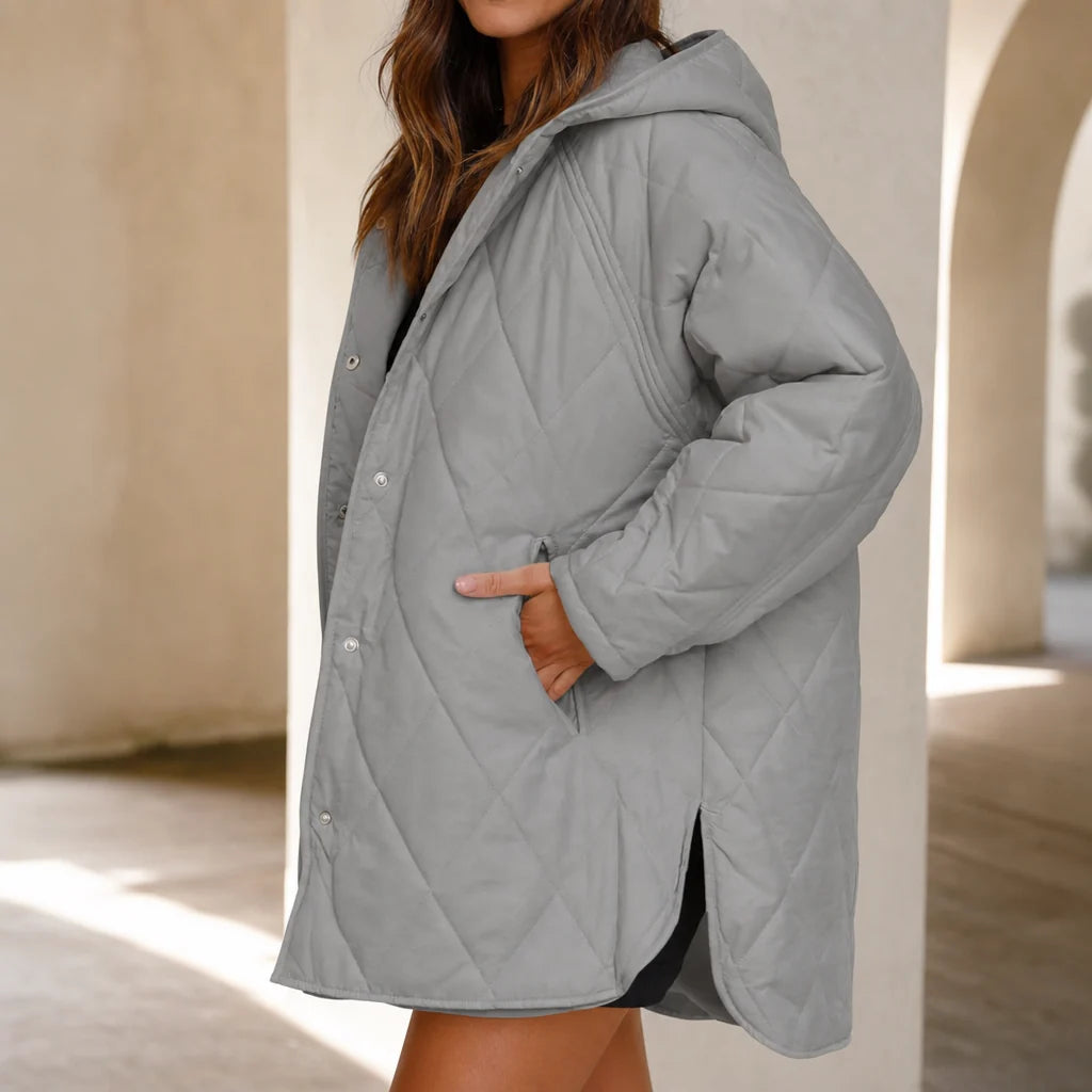 Women's diamond-quilted hooded puffer jacket